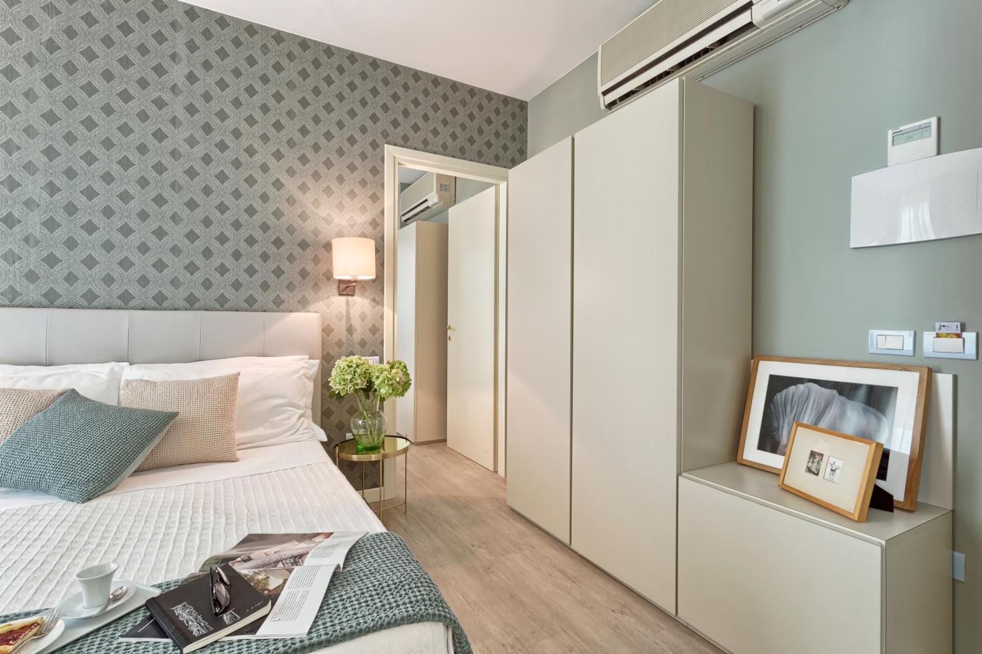 Hotel Lady Mary 米兰马瑞提那 外观 照片