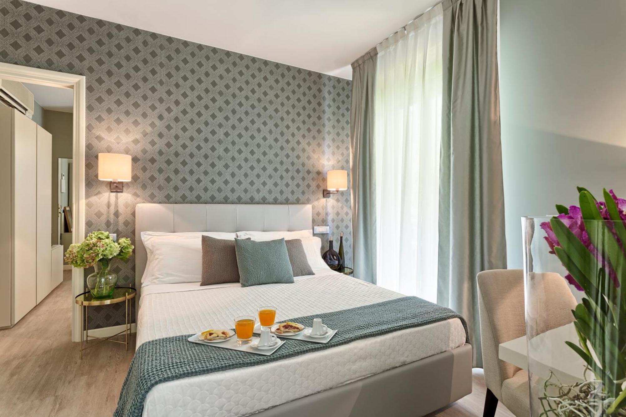 Hotel Lady Mary 米兰马瑞提那 外观 照片